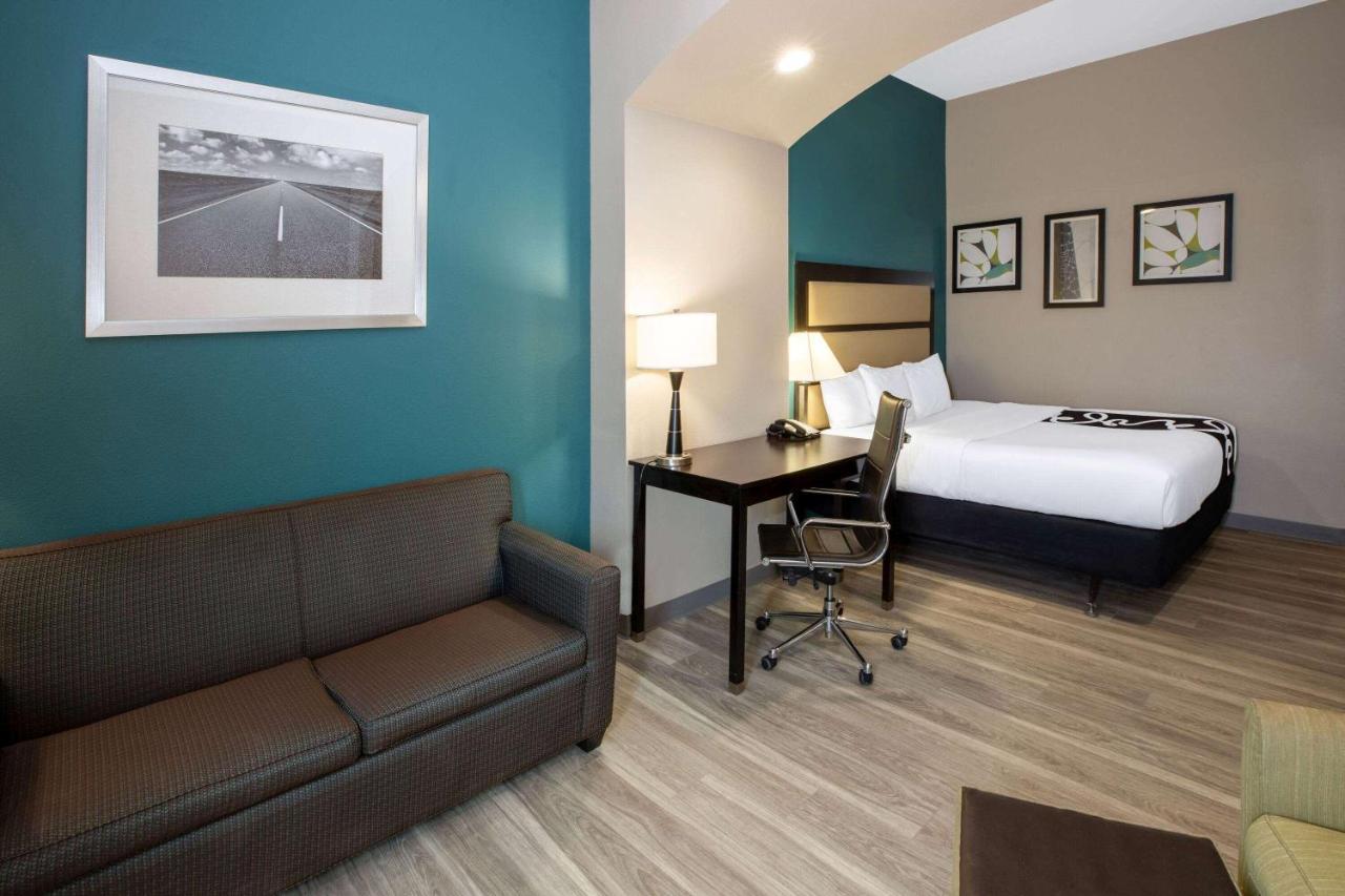 La Quinta Inn & Suites By Wyndham Durant Exteriör bild