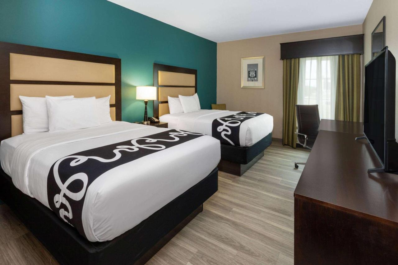 La Quinta Inn & Suites By Wyndham Durant Exteriör bild